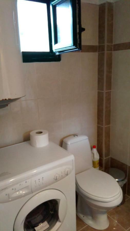 Garden Maisonnette 2-Bedrooms Sleeps 6 Adults 200M From Sandy Beach أسبروبالتا المظهر الخارجي الصورة