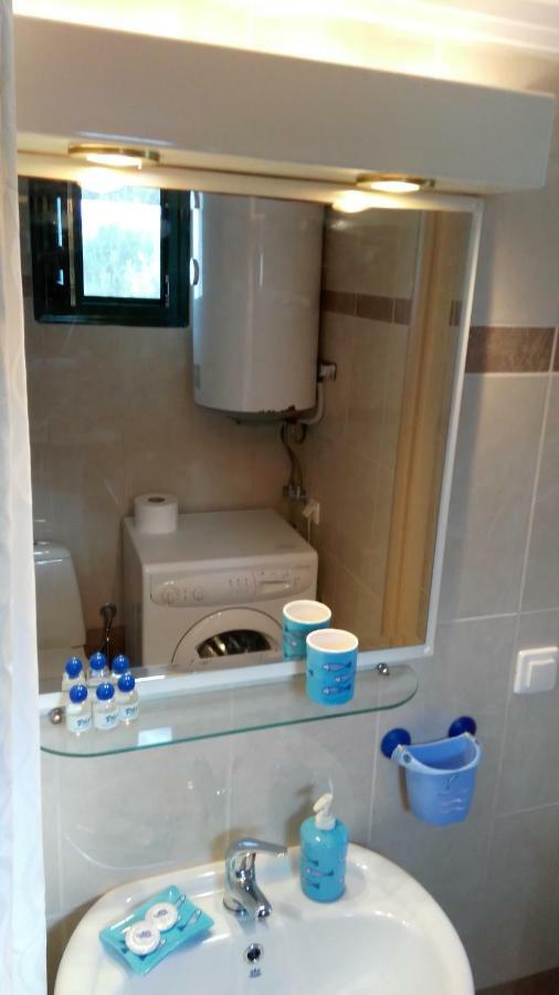 Garden Maisonnette 2-Bedrooms Sleeps 6 Adults 200M From Sandy Beach أسبروبالتا المظهر الخارجي الصورة