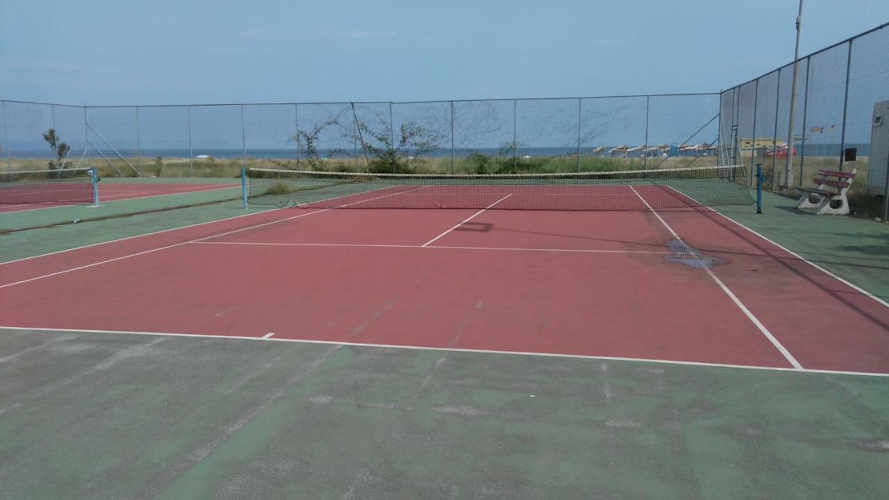 Garden Maisonnette 2-Bedrooms Sleeps 6 Adults 200M From Sandy Beach أسبروبالتا المظهر الخارجي الصورة