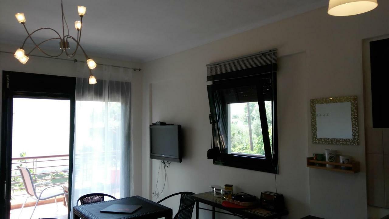 Garden Maisonnette 2-Bedrooms Sleeps 6 Adults 200M From Sandy Beach أسبروبالتا المظهر الخارجي الصورة