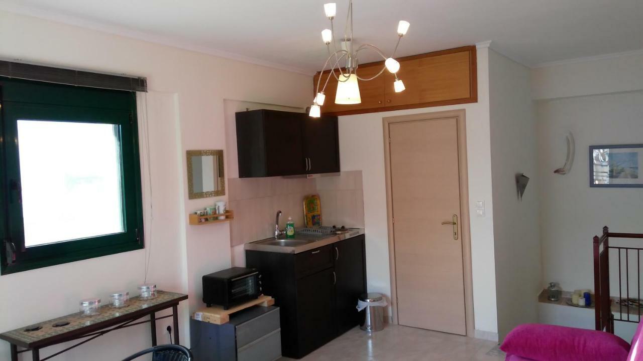 Garden Maisonnette 2-Bedrooms Sleeps 6 Adults 200M From Sandy Beach أسبروبالتا المظهر الخارجي الصورة